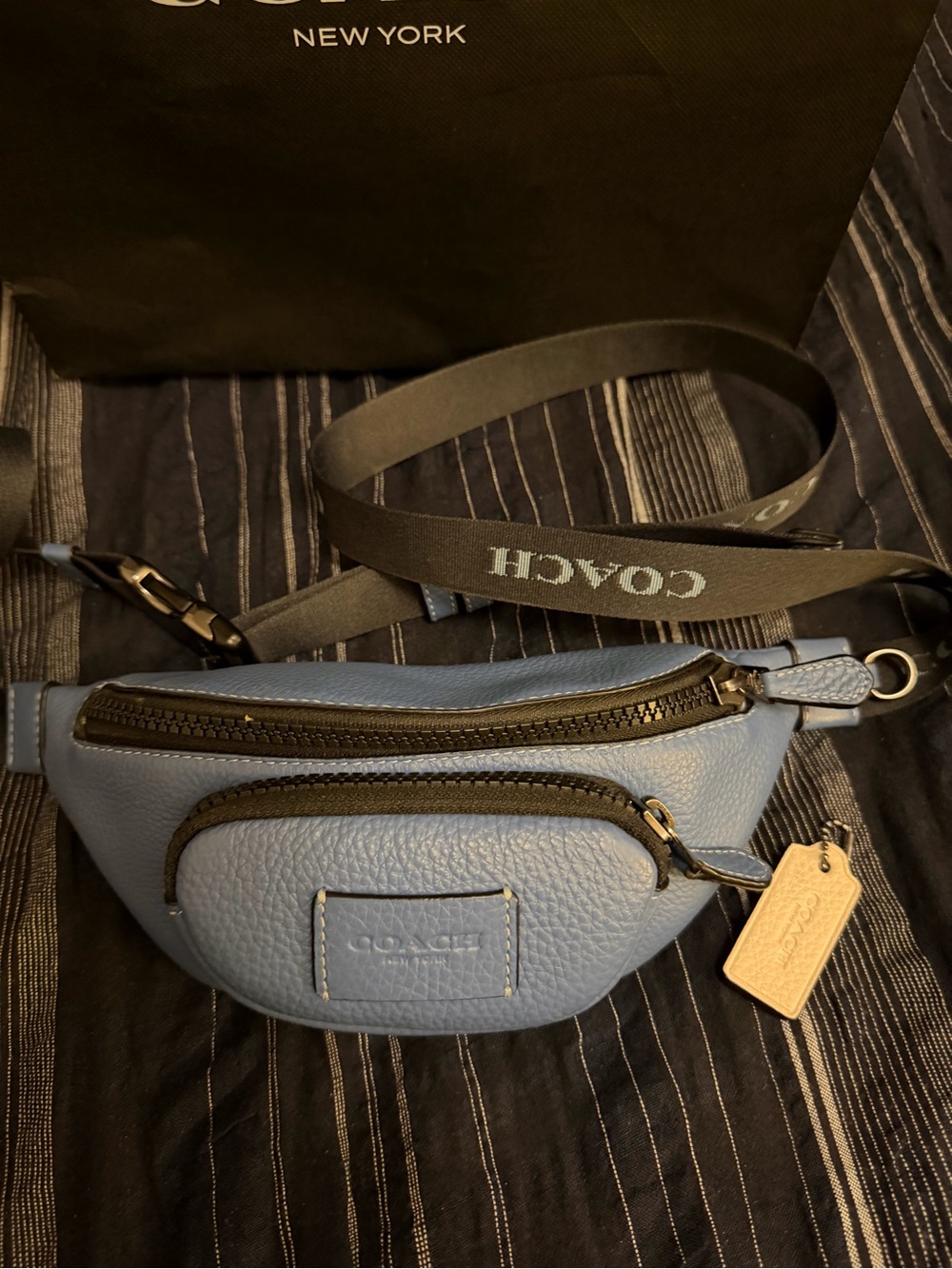 Coach Light Blue Pebbled Leather Waist Bag with Logo Strap - Picture 2 of 11